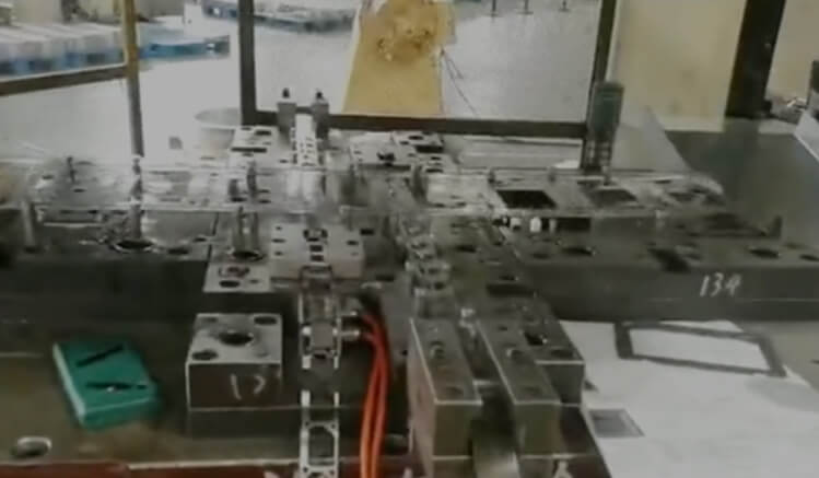 Suzhou Shuangqisi Kalıp Ekipmanları Co, Ltd